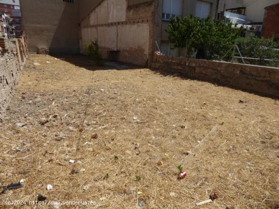 TERRENO URBANO EN POBLE SEC - BARCELONA