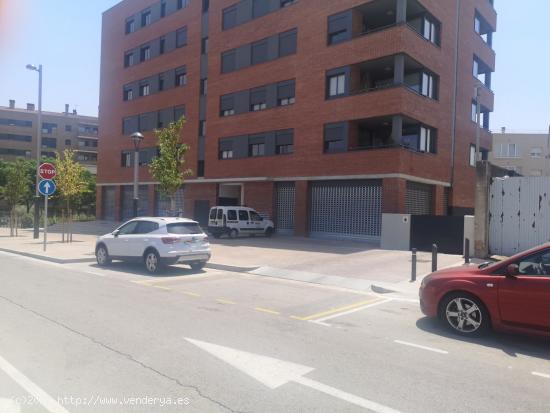  VENTA LOCAL COMERCIAL EN IGUALDA ZONA HOSPITAL - BARCELONA 