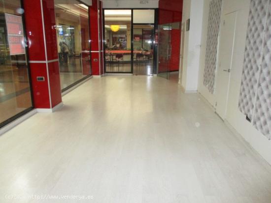 EXCELENTE LOCAL COMERCIAL EN GALERIAS RAMBLA CENTRO - ALBACETE