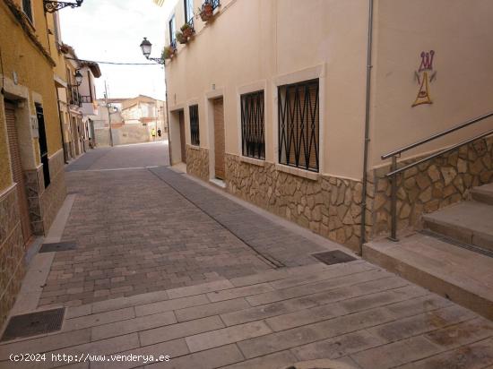 CASA PARA REHABILITAR EN EL CASCO ANTIGUO - ALBACETE