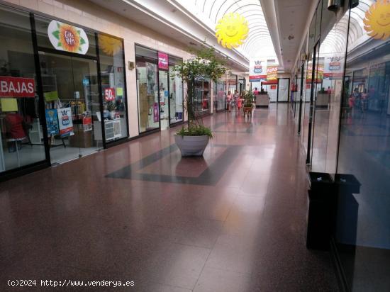 LOCAL COMERCIAL EN GALERIAS RAMBLA CENTRO - ALBACETE