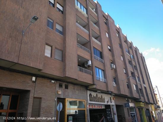  VIVIENDA MUY CENTRICA CON 4 DORMITORIOS - ALBACETE 