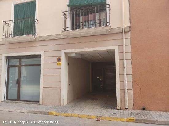  GARAJE CERERADO DE 20 M2 CON LUZ PROPIA - ALBACETE 