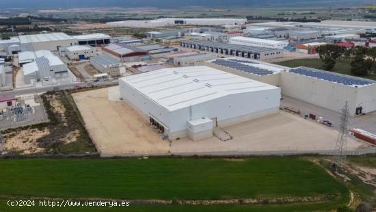 NAVE A LA VENTA EN LA TERCERA FASE DEL POLÍGONO DE ALMANSA - ALBACETE