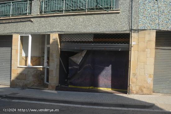 LOCAL CÈNTRIC A CORBERA DE LLOBREGAT - BARCELONA