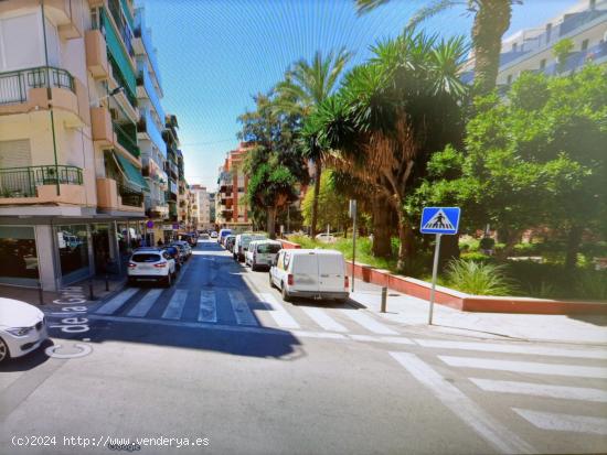 Se vende Local comercial en zona Centro de Benidorm. - ALICANTE