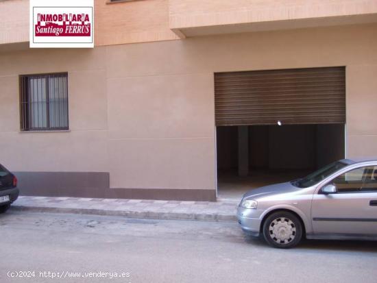  VENTA O ALQUILER DE LOCAL COMERCIAL EN ALMUSSAFES - VALENCIA 