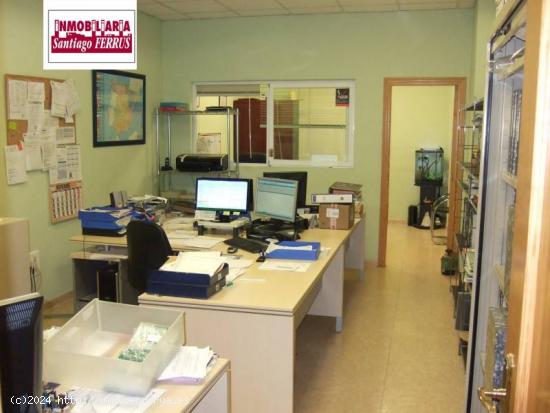 VENTA DE LOCAL COMERCIAL  -OFICINAS- EN BENIFAIO - VALENCIA