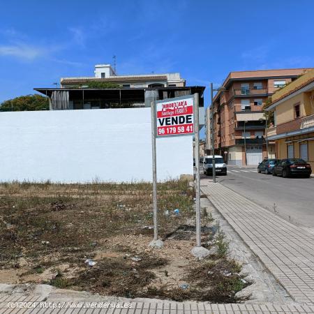 VENTA DE TERRENO URBANO EN SOLLANA CHAFLAN   600 €/ M2 - VALENCIA