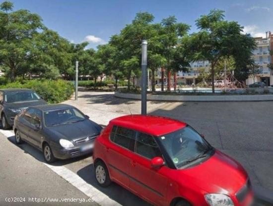 TRASTER en VENDA a IGUALADA - Plaça de les TORTUGUES - BARCELONA