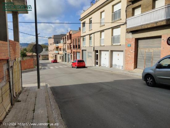 LOCAL en VENDA a VILANOVA DEL CAMÍ - Barri LA PAU - BARCELONA