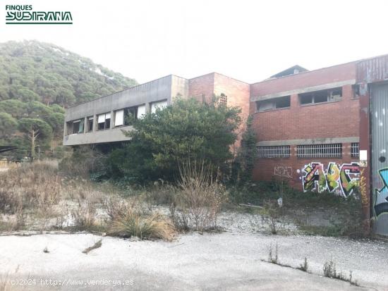 COMPLEX INDUSTRIAL EN VENDA A CAPELLADES - POLÍGON PAS DE L'AIGUA. - BARCELONA