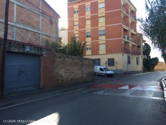 TERRENY URBÀ SITUAT A SANT VICENÇ DE CASTELLET. - BARCELONA