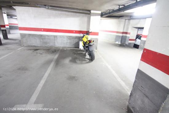  Plaza de parking individual en pleno centro - BARCELONA 