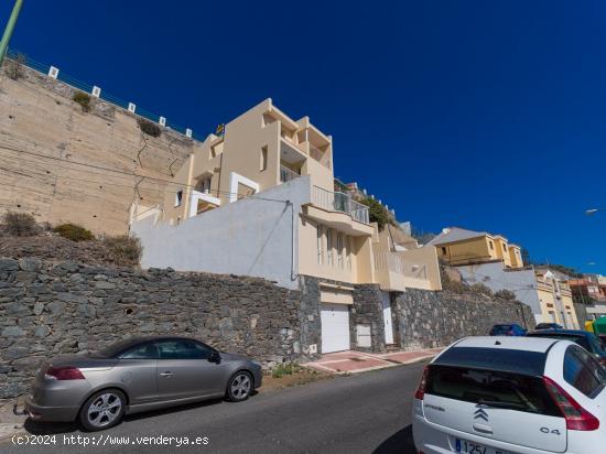 Se vende Chalet Independiente con excelentes vistas próximo a Paseo de Chil - LAS PALMAS