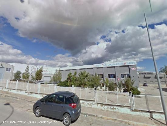 Nave Industrial en Crevillente, Pol. Faima - ALICANTE