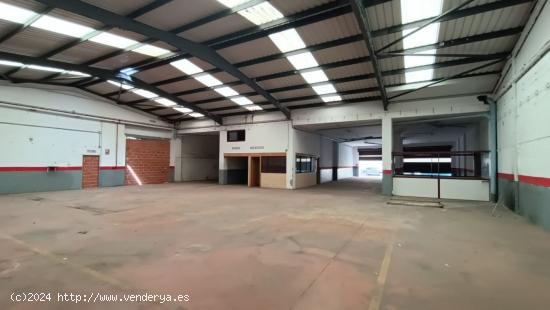 Local comercial en Gandia zona Benipexcart,   557 m2 - VALENCIA