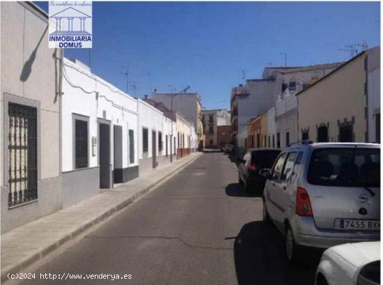 Se Vende en Montijo - BADAJOZ