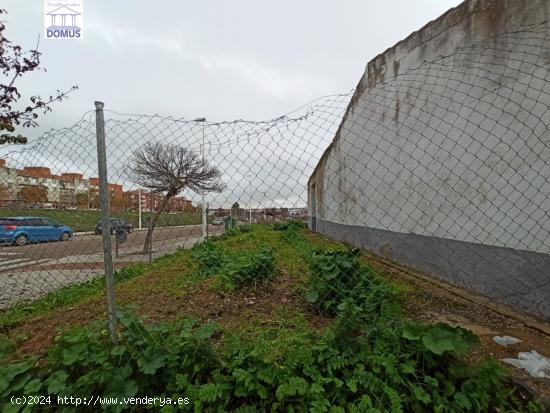 Terreno en la zona de la corchera en Mérida - BADAJOZ