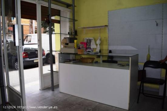 Local de 35m2 zona Sant Ildefonso - BARCELONA