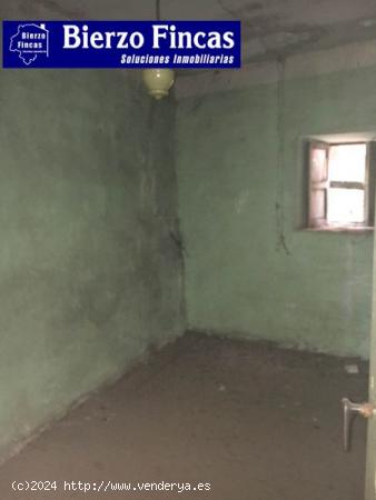 SE VENDE EDIFICIO DE 3 PLANTAS + BAJO EN EL CENTRO DE TORENO - LEON