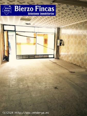 Se VENDE o ALQUILA LOCAL COMERCIAL. - LEON