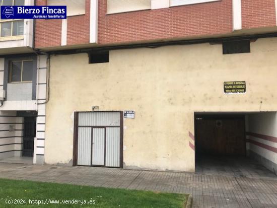 SE VENDE LOCAL JUNTO A PLAZA LUIS DEL OLMO - LEON