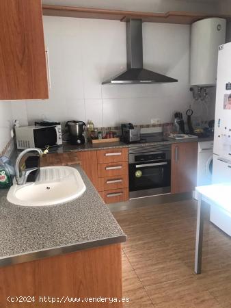 VENTA EN PURCHENA DE PISO DE DOS HABITACIONES  PARA ENTRAR A VIVIR. ( ALMERÍA ). - ALMERIA