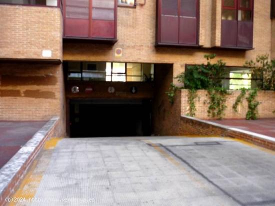  PLAZA GARAJE EN VENTA PARA MOTO ZONA CENTRO ( VALLADOLID) - VALLADOLID 