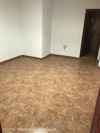 Se Vende en Santovenia de Pisuerga - VALLADOLID