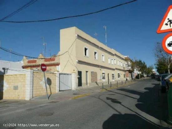  LOCAL COMERCIAL CHICLANA - CADIZ 