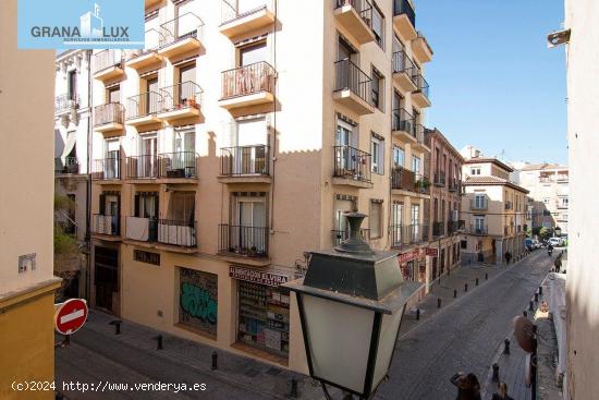 CALLE ELVIRA - GRANADA