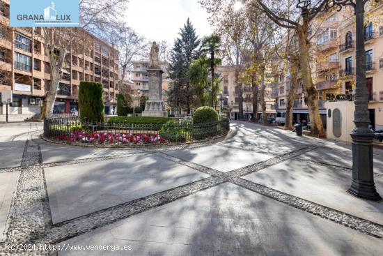  Plaza Mariana Pineda - centro de Granada - GRANADA 