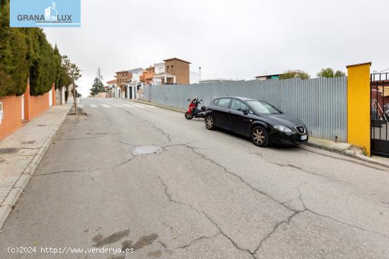 Venta de solar con proyecto de 2 casas pareadas en Ogíjares (Zona Lomalinda) - GRANADA