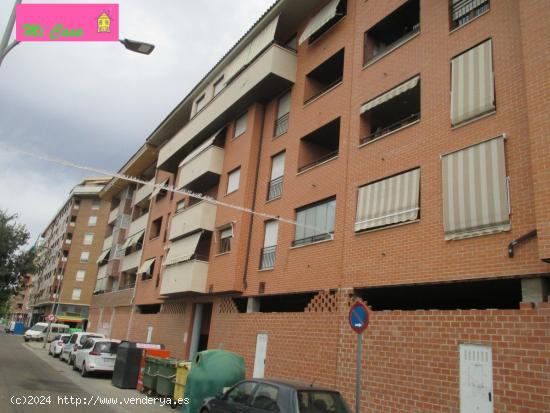 LOCAL COMERCIAL DE 230 MTRS, EN DOS PLANTAS - ZARAGOZA