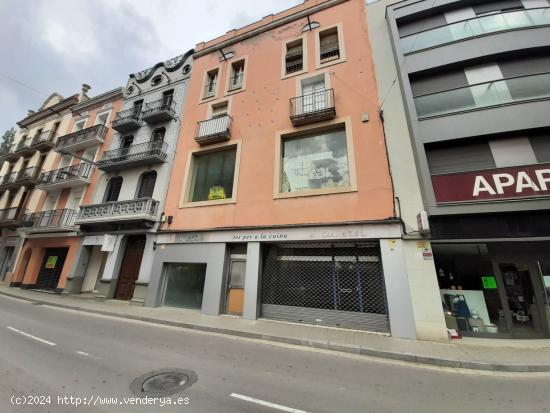 EDIFICI A LA RAMBLA NOVA , IDEAL PER INVERSORS - BARCELONA