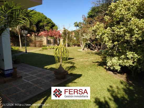 SE VENDE CHALET EN VALDELAGRANA. - CADIZ