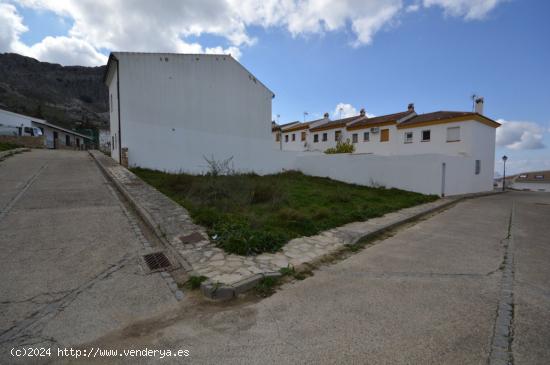 PARCELA URBANIZABLE EN BENAOCAZ - CADIZ