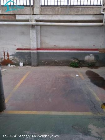  PARKINGS EN SANT VICENÇ DELS HORTS - BARCELONA 