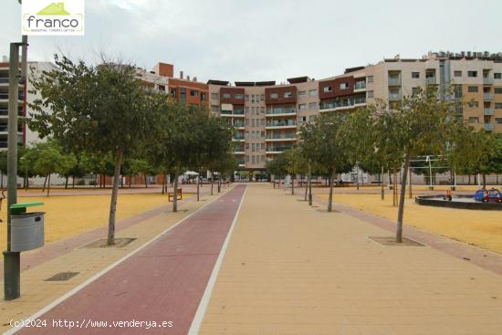 LOCAL JUNTO NUEVA SEDE DE HACIENDA - MURCIA