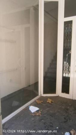 LOCAL COMERCIAL EN VENTA - BARCELONA