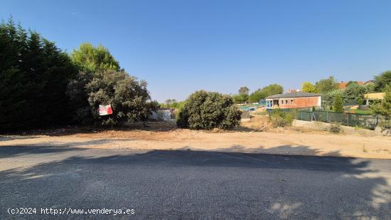  Parcela con estudio topográfico y geotécnico incluido - MADRID 