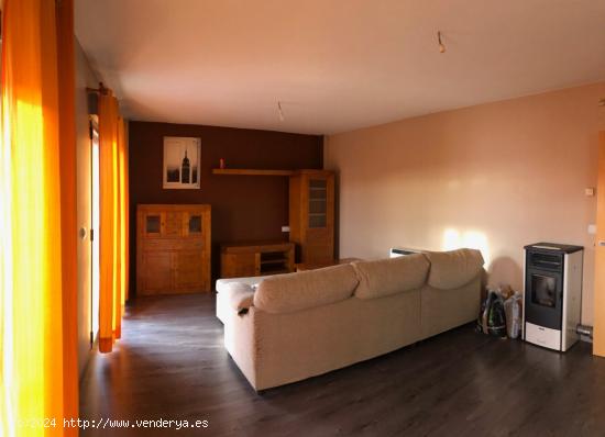 VENTA DUPLEX CAMPONARAYA - LEON