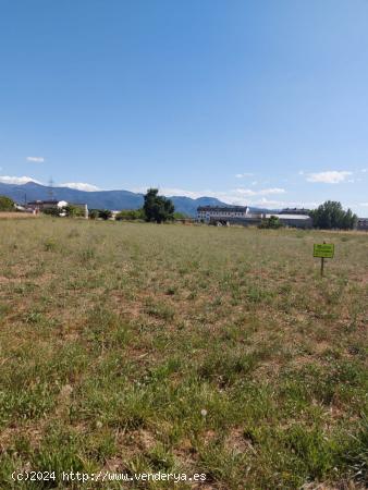 Se vende finca rústica situada en el camino de Santiago, en Camponaraya - LEON