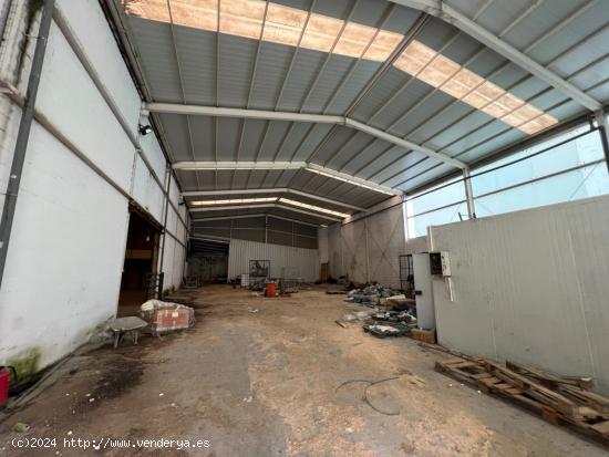 NAVE INDUSTRIAL EN VENTA EN TORAL DE LOS VADOS - LEON