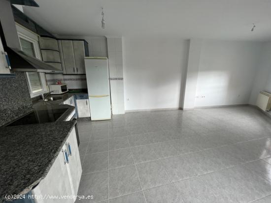 APARTAMENTO EN FLORES DEL SIL CON OPCIÓN A COMPRA - LEON