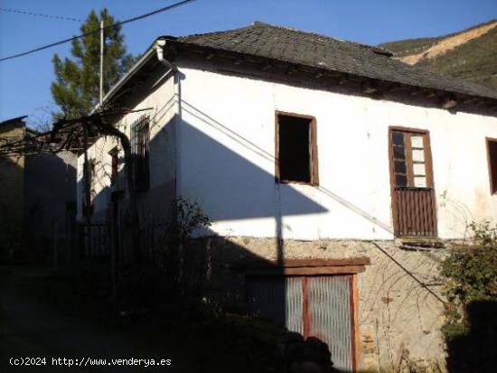 CASA CON TERRENO  EN REQUEJO-  SOBRADO - LEON