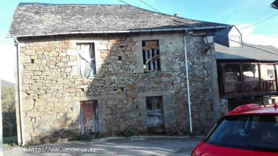 CASA DE PIEDRA CON TERRENO EN NOCEDA DEL BIERZO - LEON