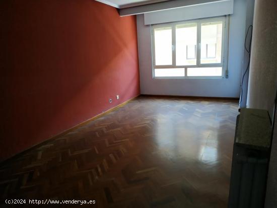 ESTUPENDA VIVIENDA EN ZONA EL CRUCERO- LEON - LEON