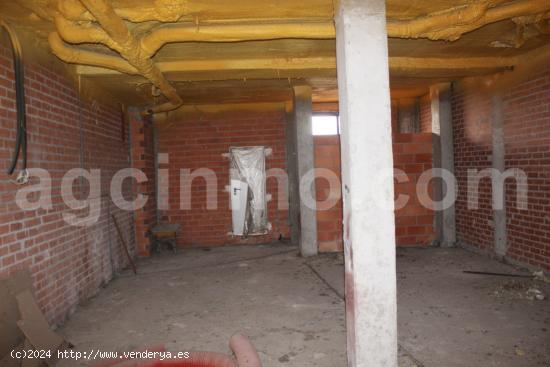 Local comercial en venta - VALLADOLID